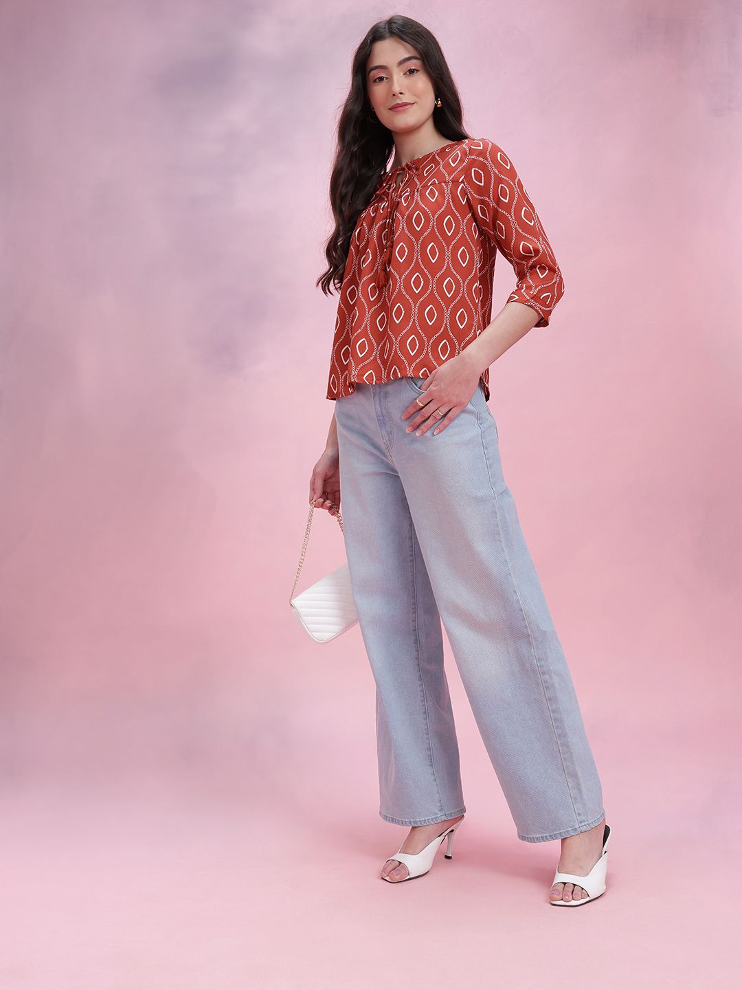 DressBerry Geometric Print Tie-Up Neck Top