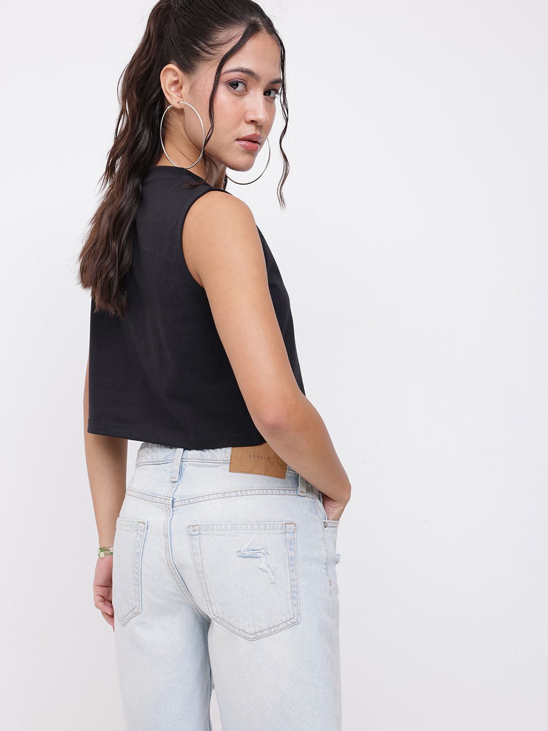 DressBerry Carefree Attitude Sleeveless Crop T-shirt