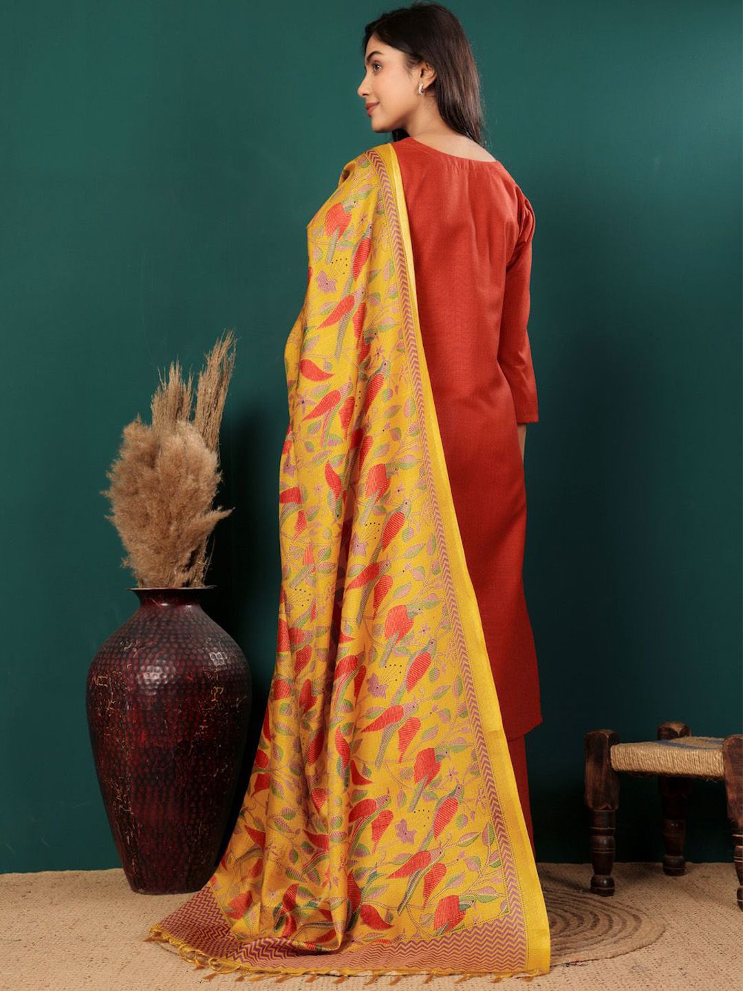 Varanga V-Neck Straight Kurta with Trousers And Dupatta