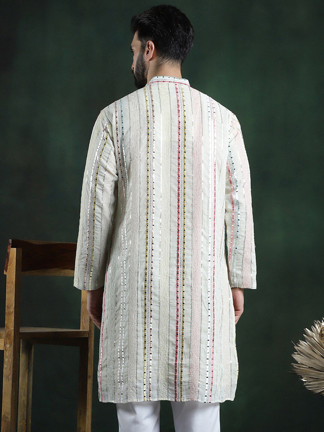 SOJANYA LUXE Cermin Sulam Karya Georgette Straigth Kurta