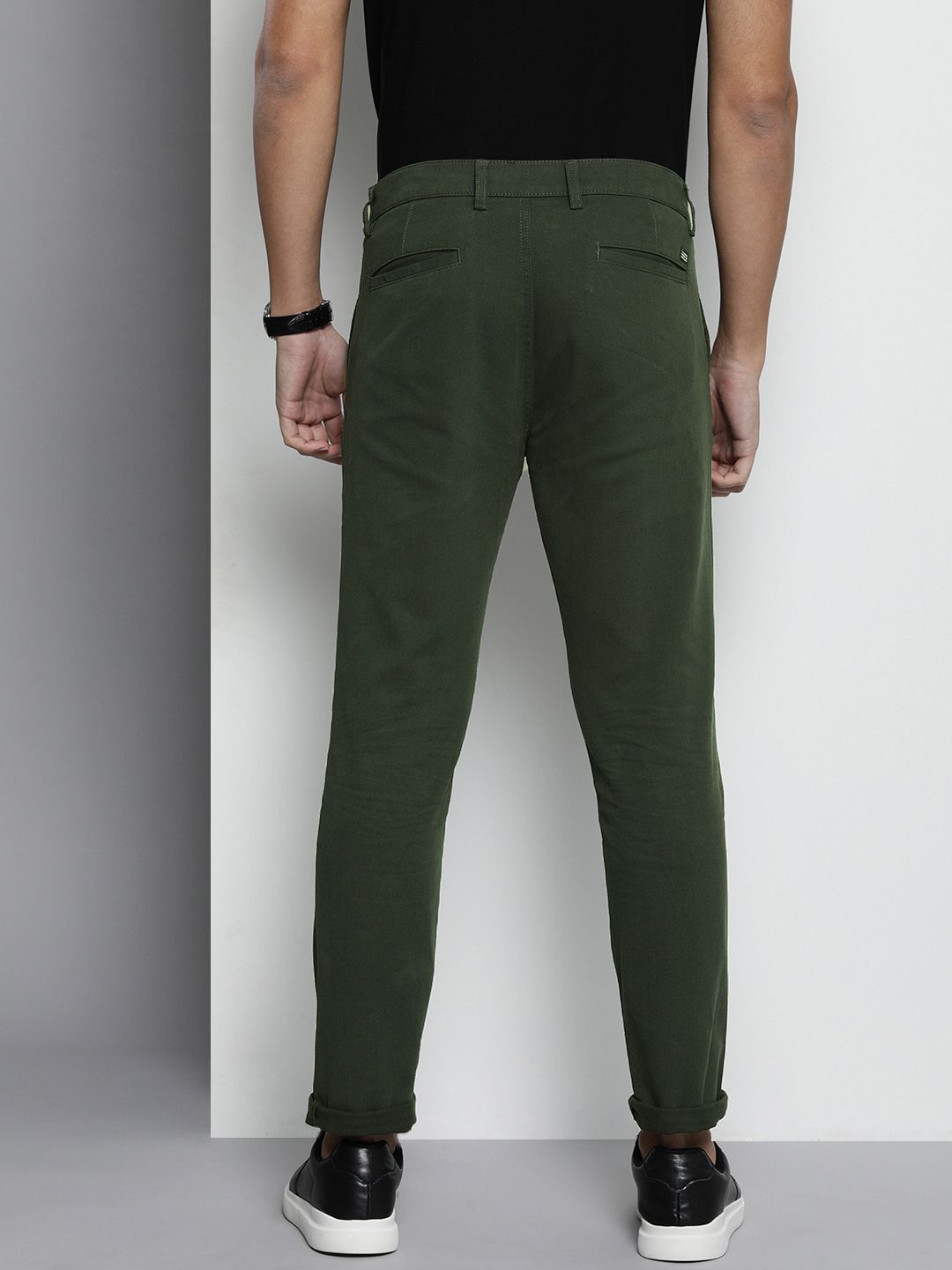 The Indian Garage Co Men Slim Fit Chinos