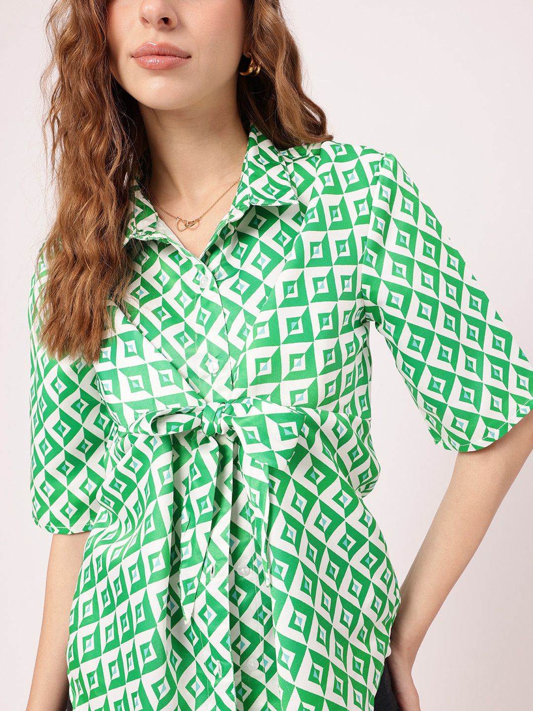 DressBerry Shape-Shifting Style Printed Shirt