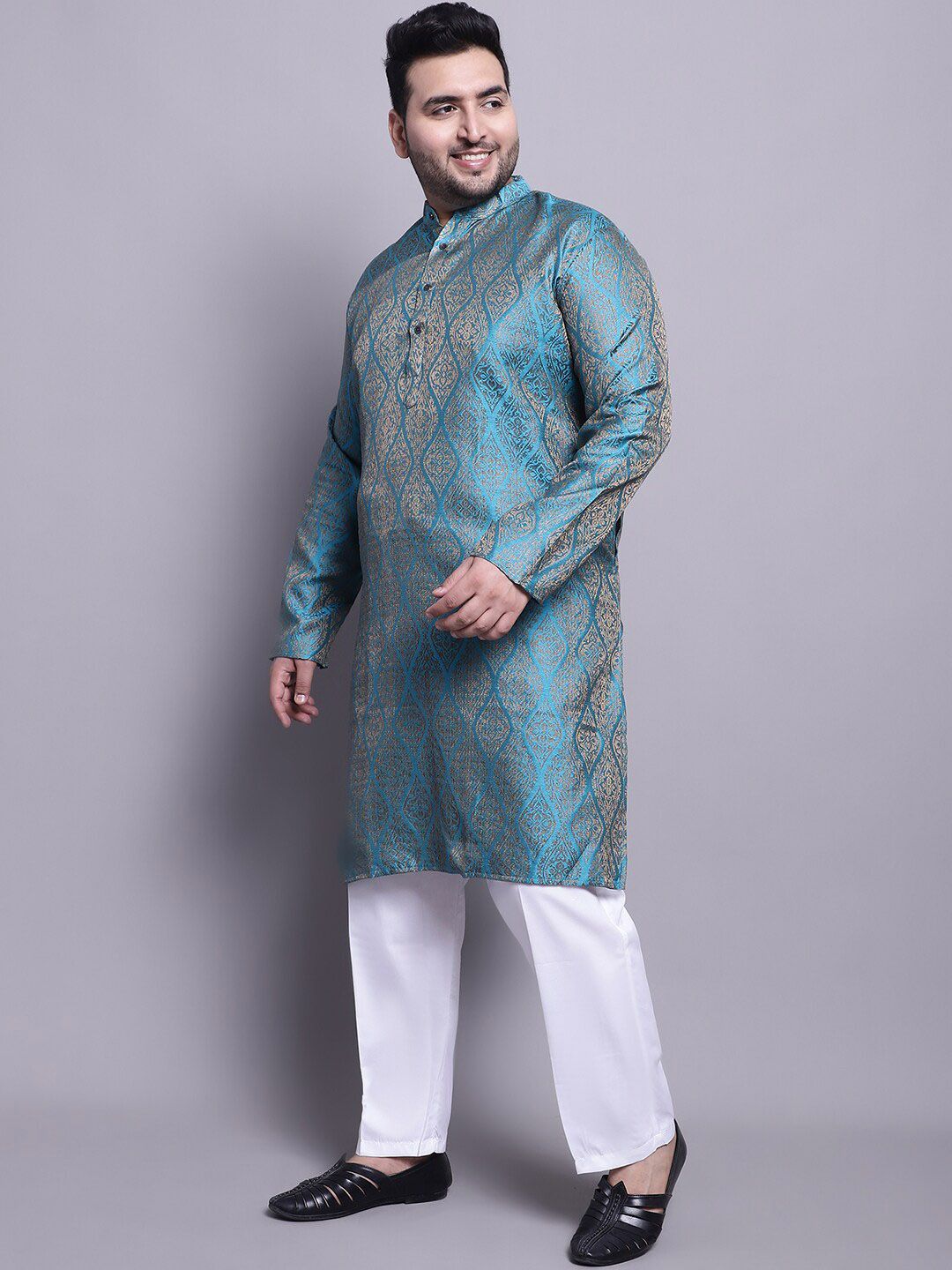 SOJANYA PLUS Ethnic Motifs Woven Design Kurta With Pyjamas & Nehru Jacket