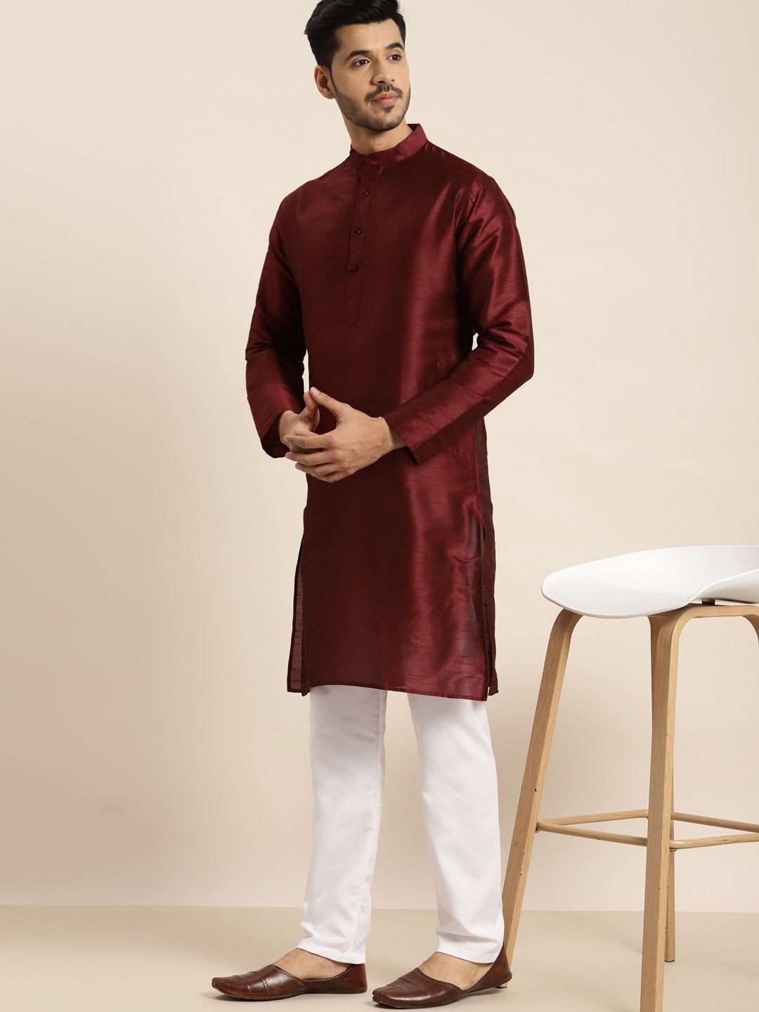 Anug by SOJANYA Men Maroon Solid Kurta