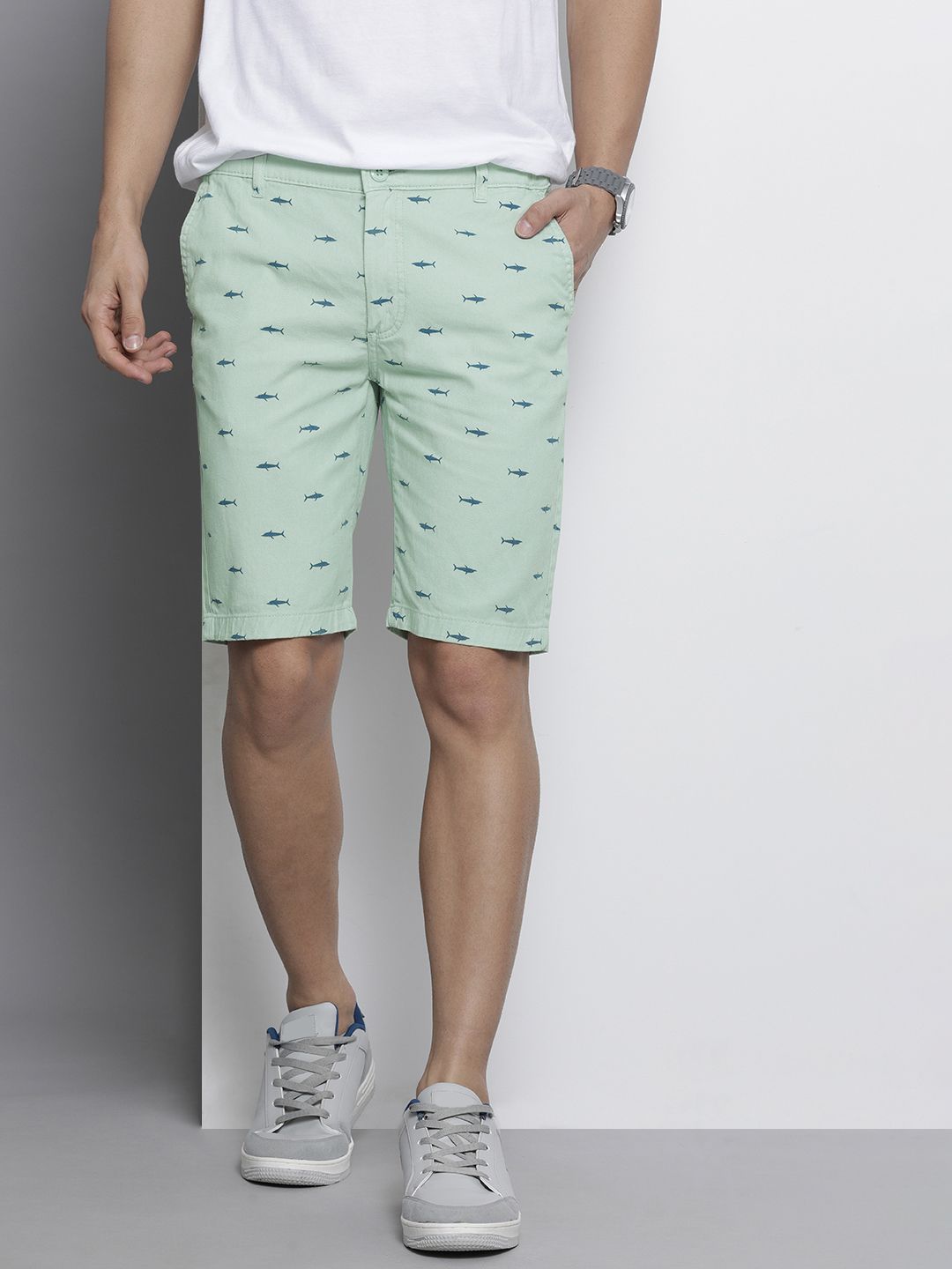 Seluar pendek Capton Chino yang dicetak oleh Green Green Green