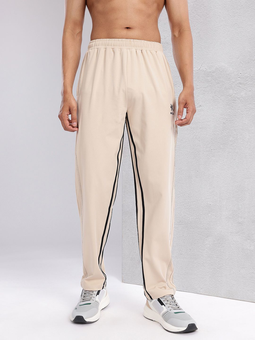HRX by Hrithik Roshan Men Striped Detail Training Track Pants