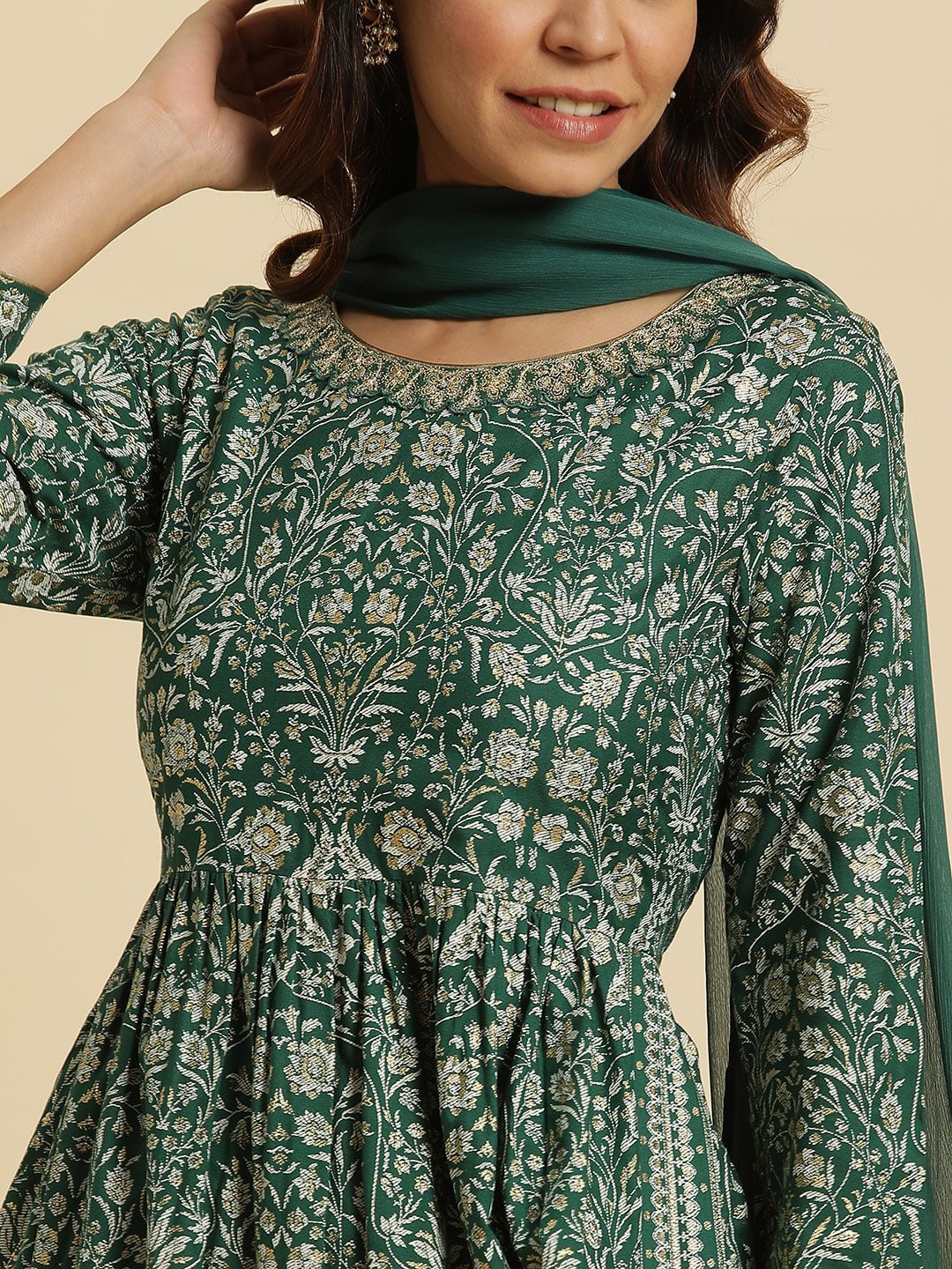 W Floral Printed Straight Kurta With Trousers & Dupatta