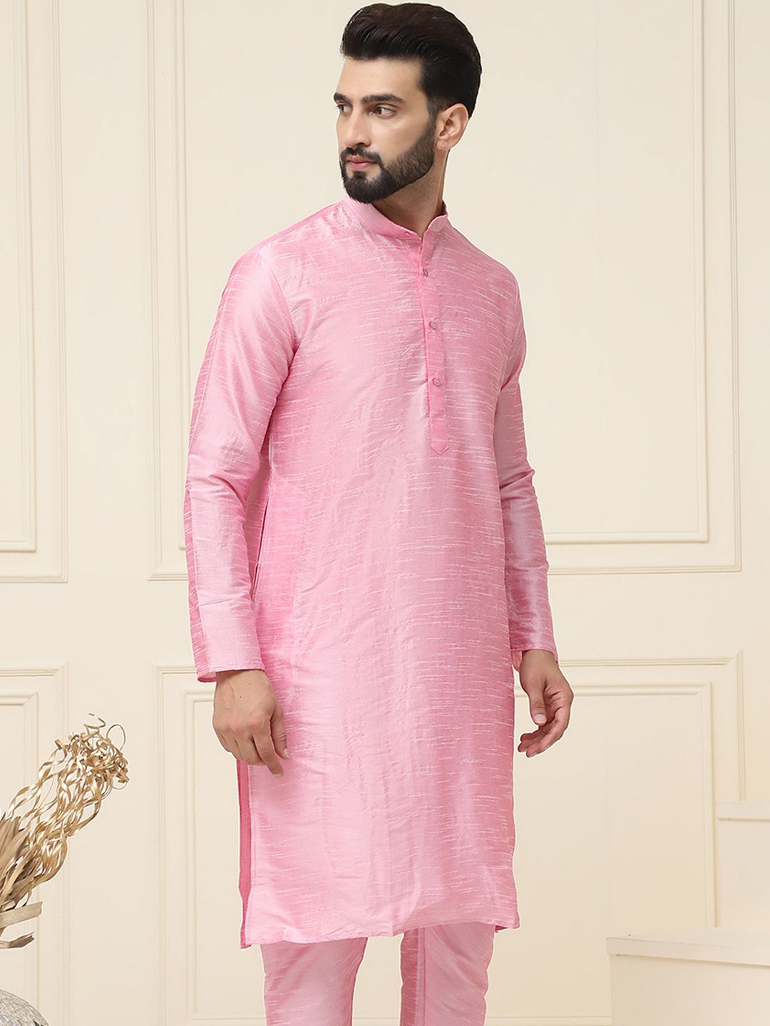 SOJANYA Men Pink Solid Straight Kurta