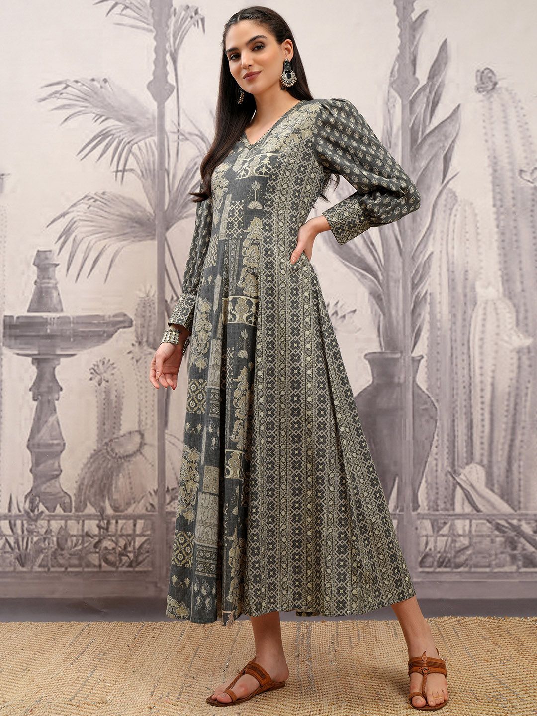 Vishudh Ethnic Motifs Printed V-Neck Puff Cuffed SleevesCotton A-Line Midi Dress