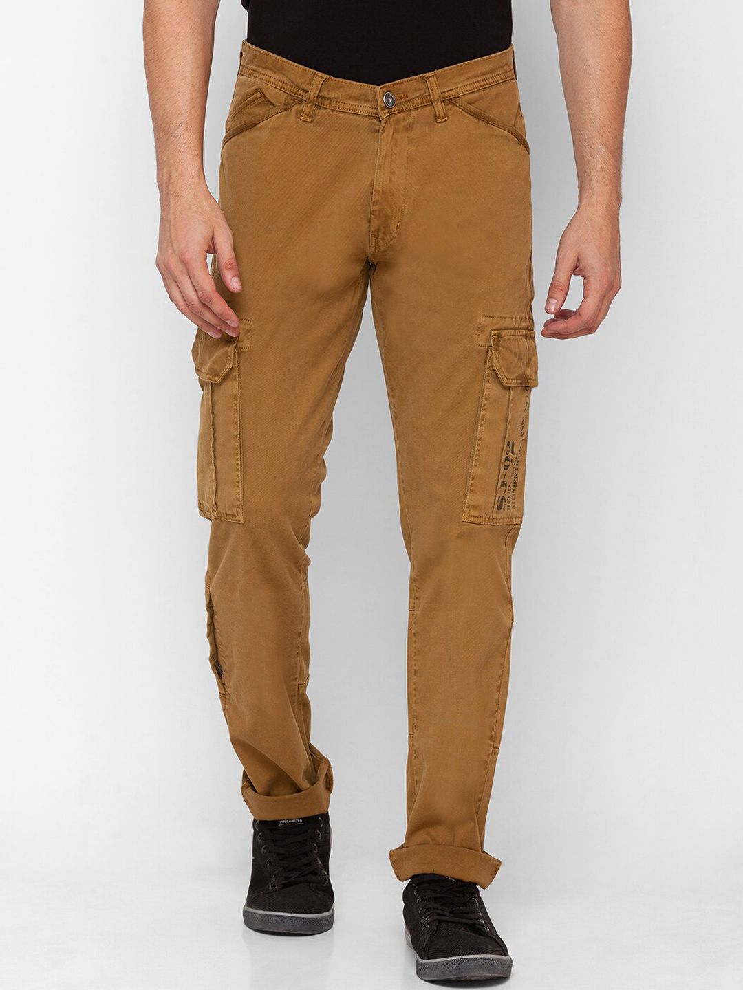 SPYKAR Men Green Slim Fit Trousers
