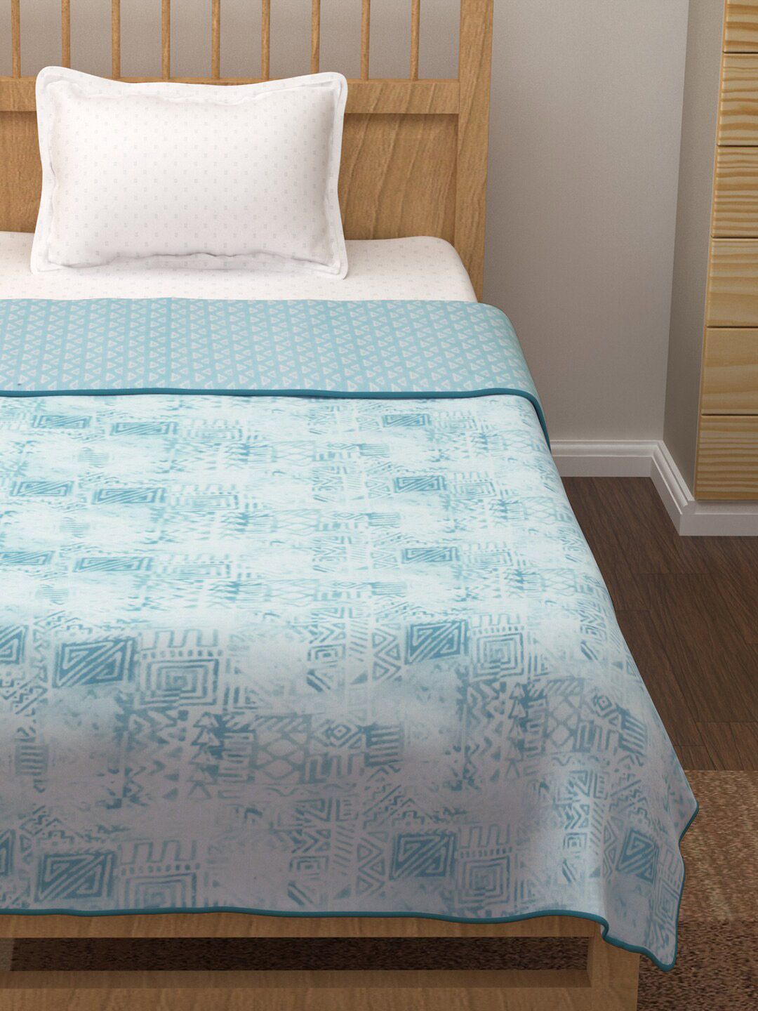 Story@home White & Blue Printed AC Room 150 GSM Reversible Cotton Single Bed Dohar