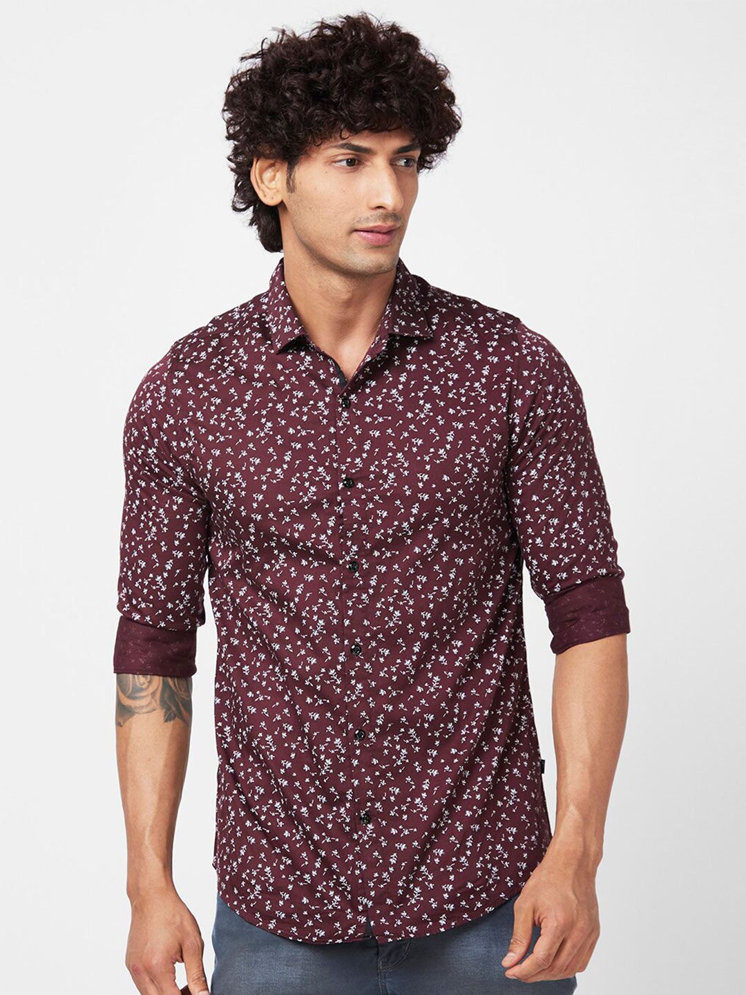 SPYKAR Slim Fit Floral Printed Opaque Satin Casual Shirt