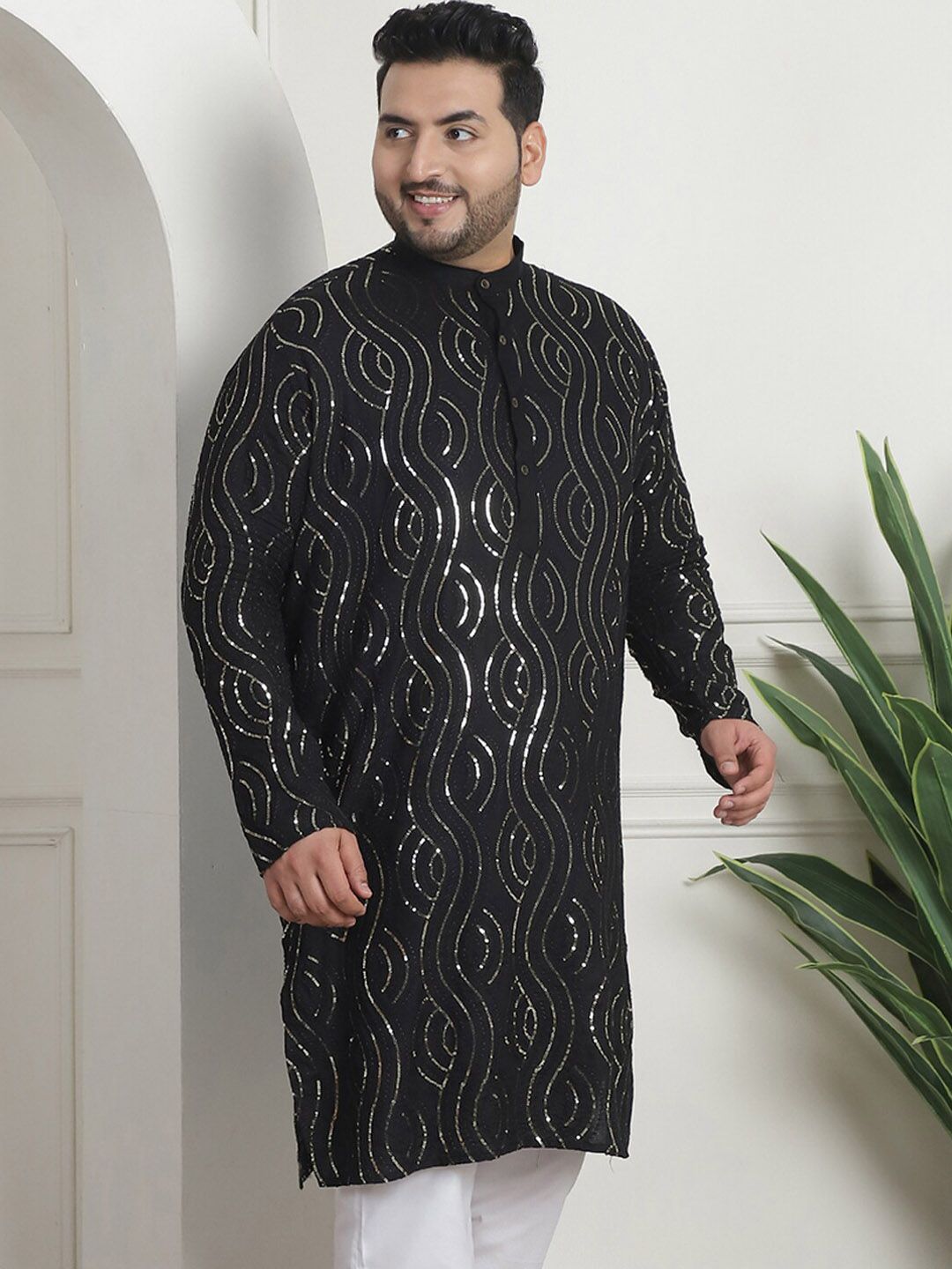 SOJANYA PLUS Geometric Embroidered Sequinned Mandarin Collar Cotton Straight Kurta