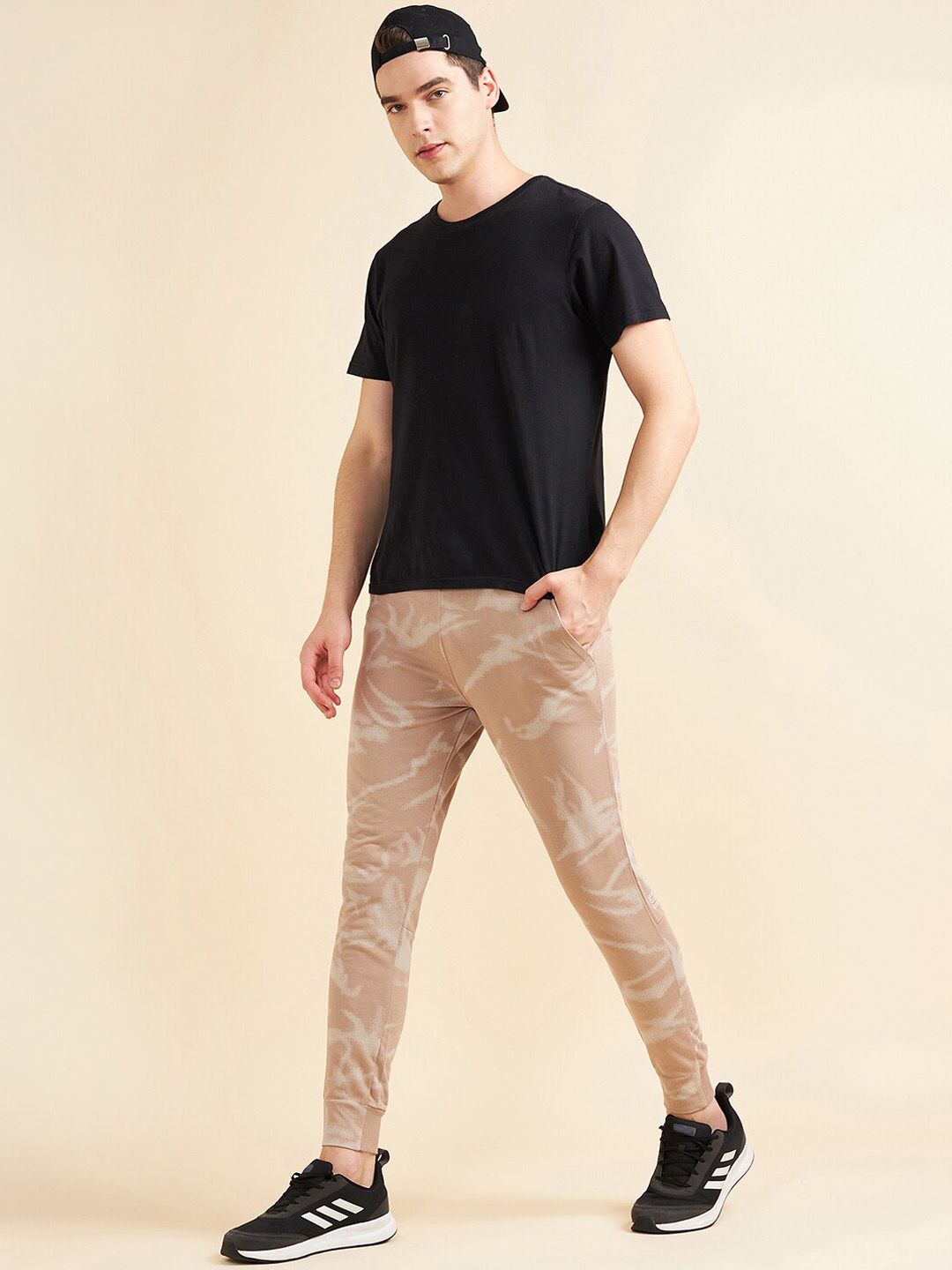 Sweet Dreams Men Mid-Rise Abstract Printed Dry-Fit Casual Cotton Joggers