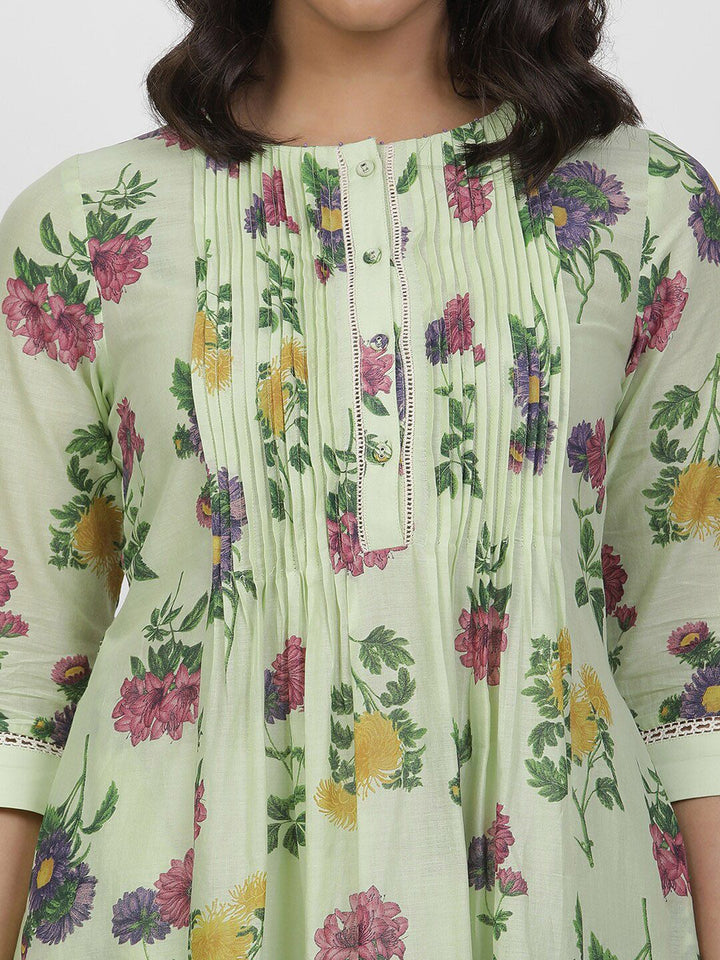 W Round Neck Floral Printed Pleated Cotton A-Line Kurta