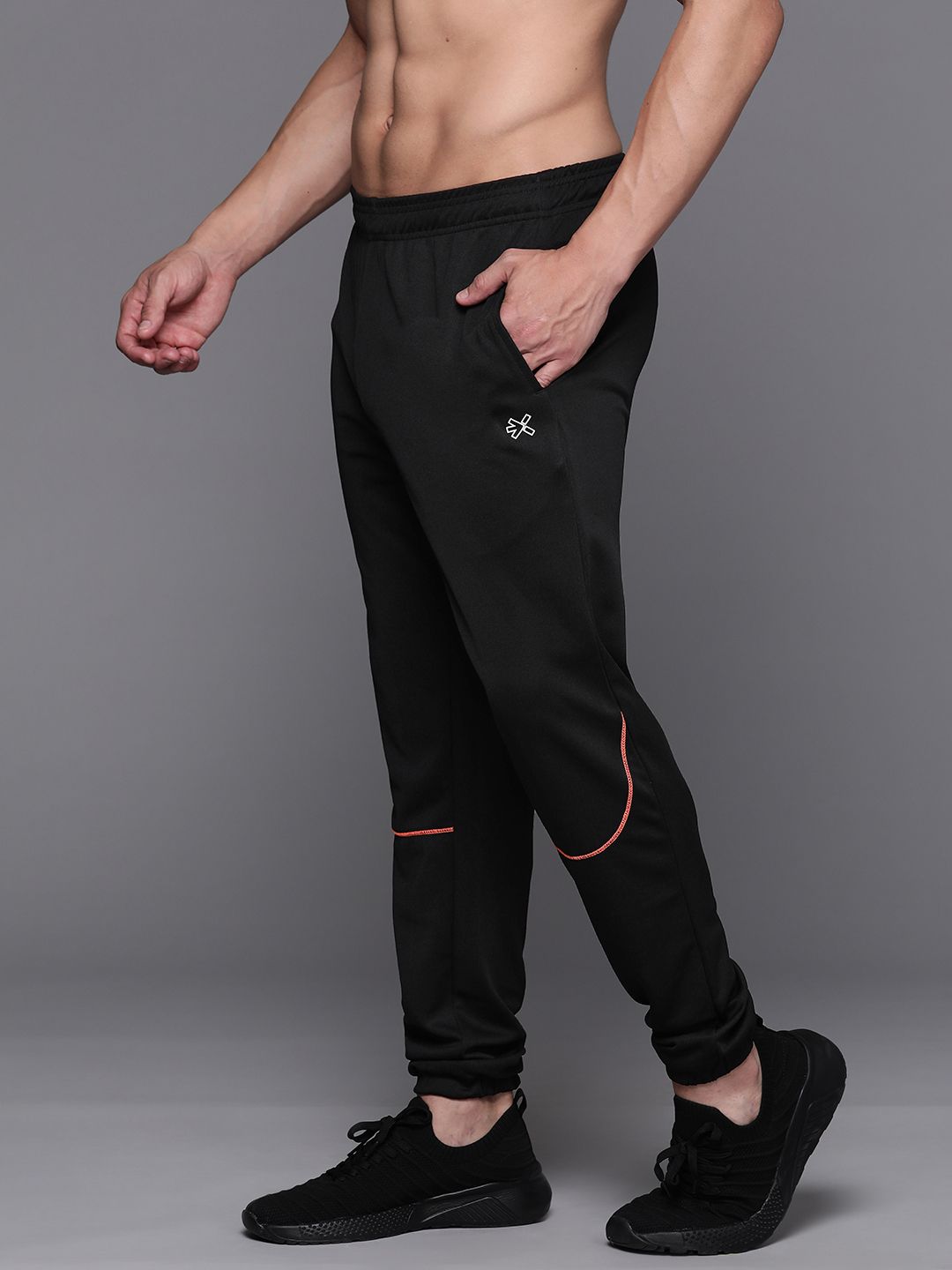HRX by Hrithik Roshan Men Rapid Dry Training Joggers