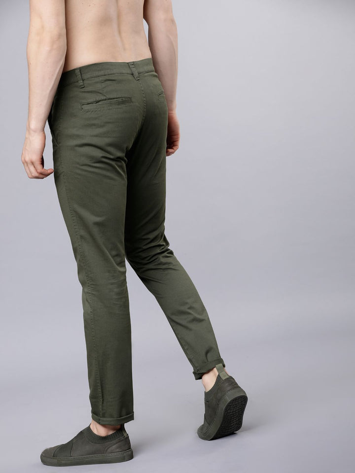 HIGHLANDER Men Olive Green Slim Fit Chinos