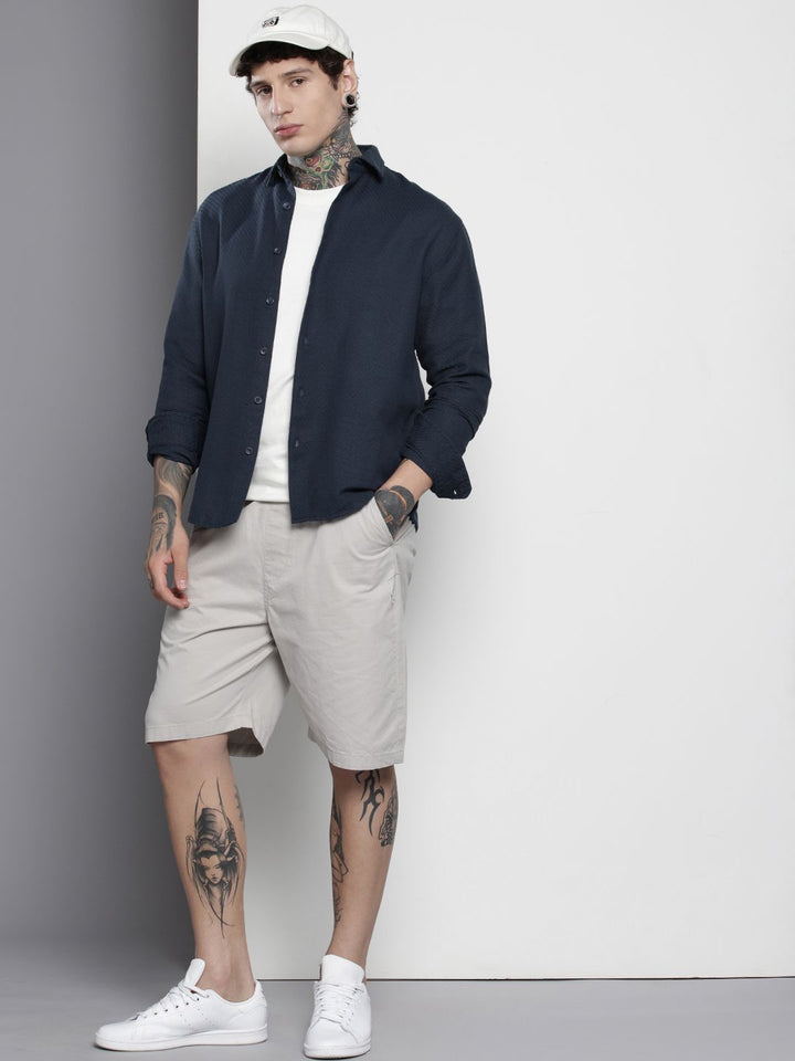 The Indian Garage Co Men Relaxed Fit Solid Dobby Resort Wear Shirt