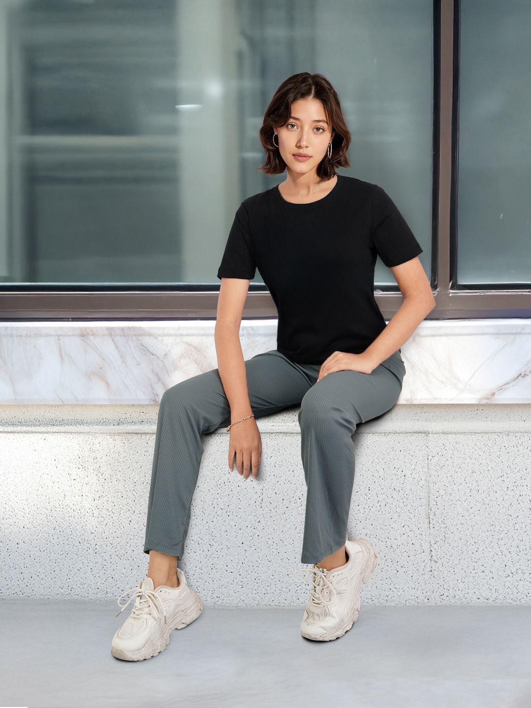 DressBerry Solid Round Neck T-shirt