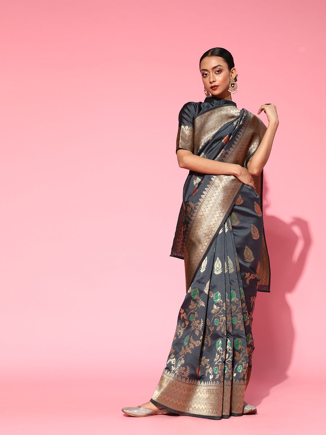 Saree mall Floral Silk Blend Saree with Woven Design border