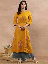 W Ethnic Motifs Embroidered Regular Mirror Work Kurta with Palazzo