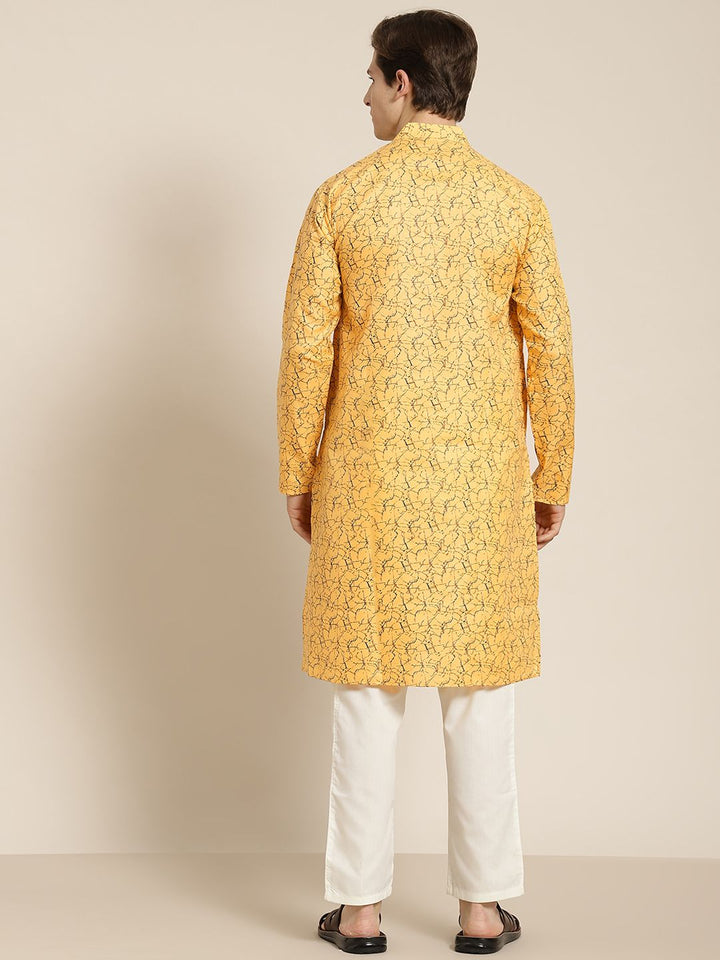 SOJANYA Lelaki Kuning & Coklat Kapas Linen Abstrak Bercetak Kurta