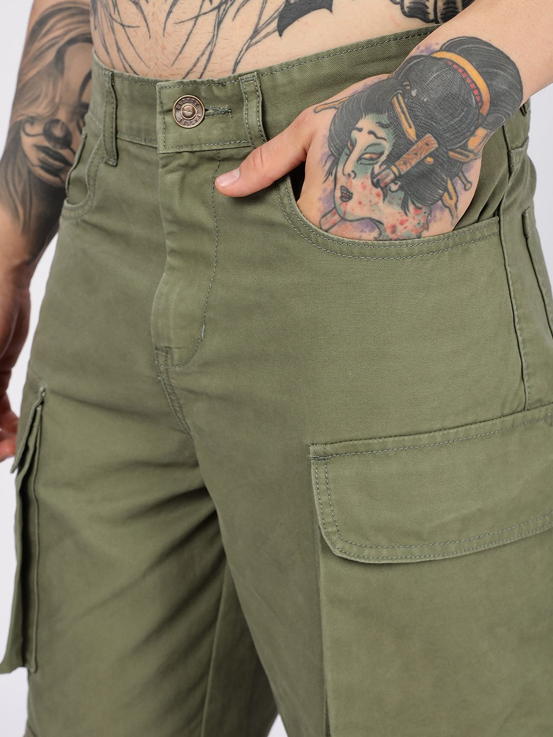 Eszett Men Cargos Trousers
