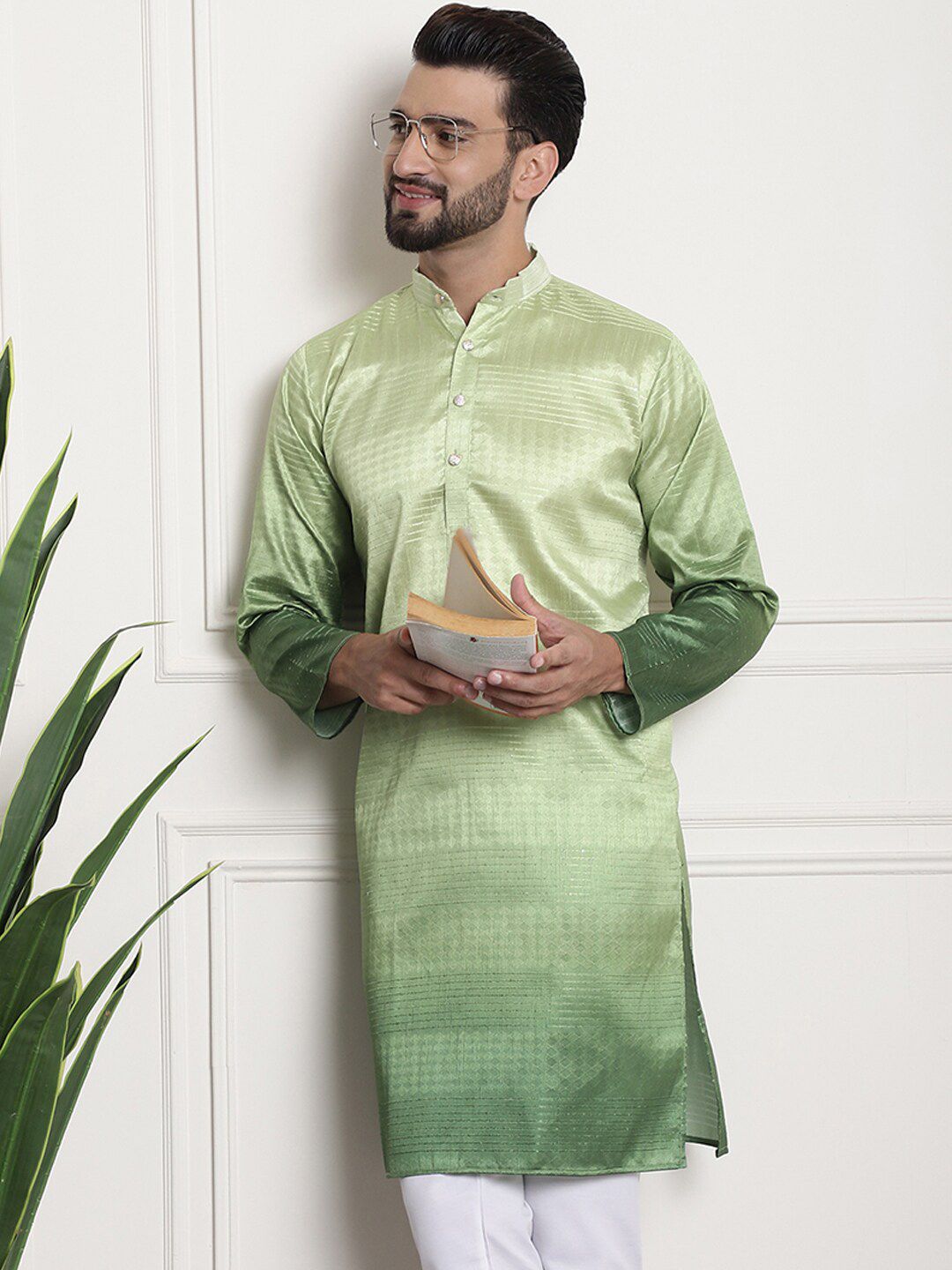 SOJANYA Ethnic Motifs Woven Design Jacquard Mandarin Collar Straight Kurta