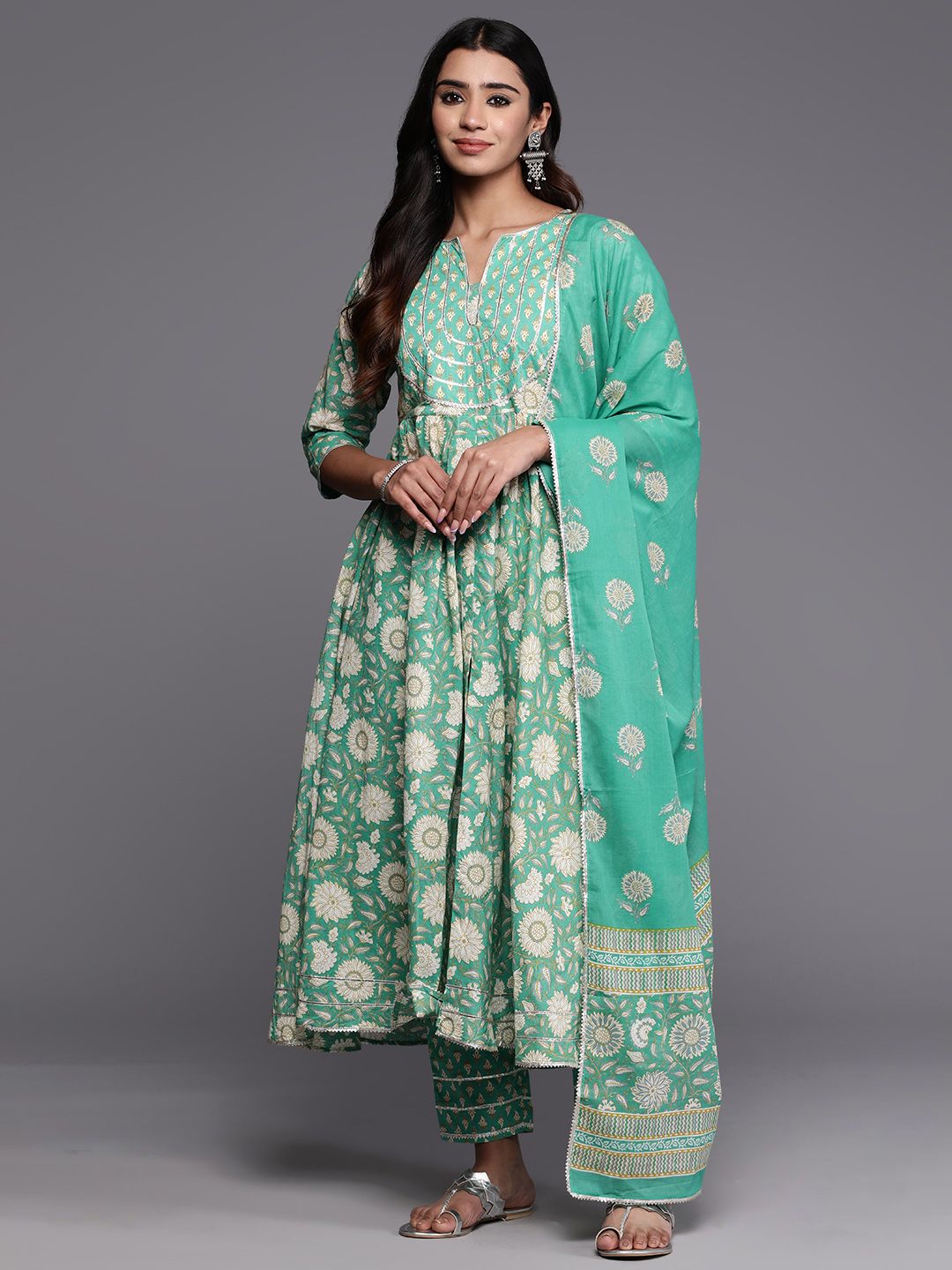 Libas Women Floral Yoke Design Empire Gotta Patti Pure Cotton Kurta Set
