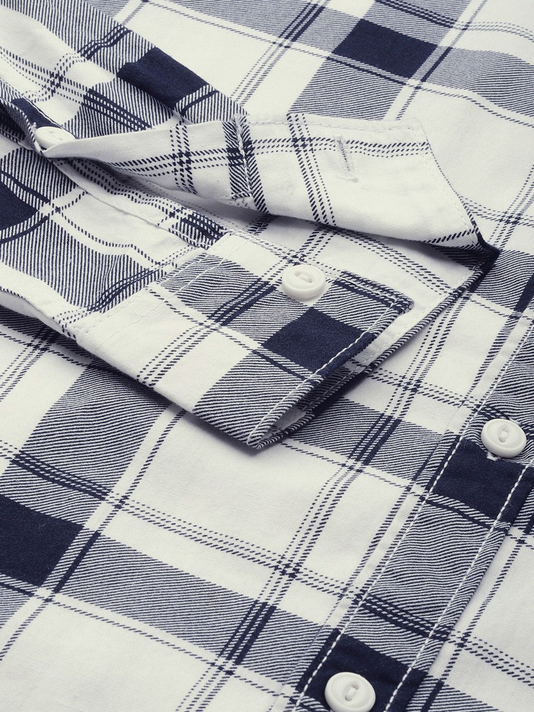The Indian Garage Co Men Navy Blue & White Slim Fit Checked Casual Shirt
