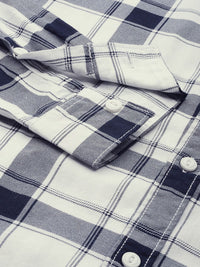 The Indian Garage Co Men Navy Blue & White Slim Fit Checked Casual Shirt