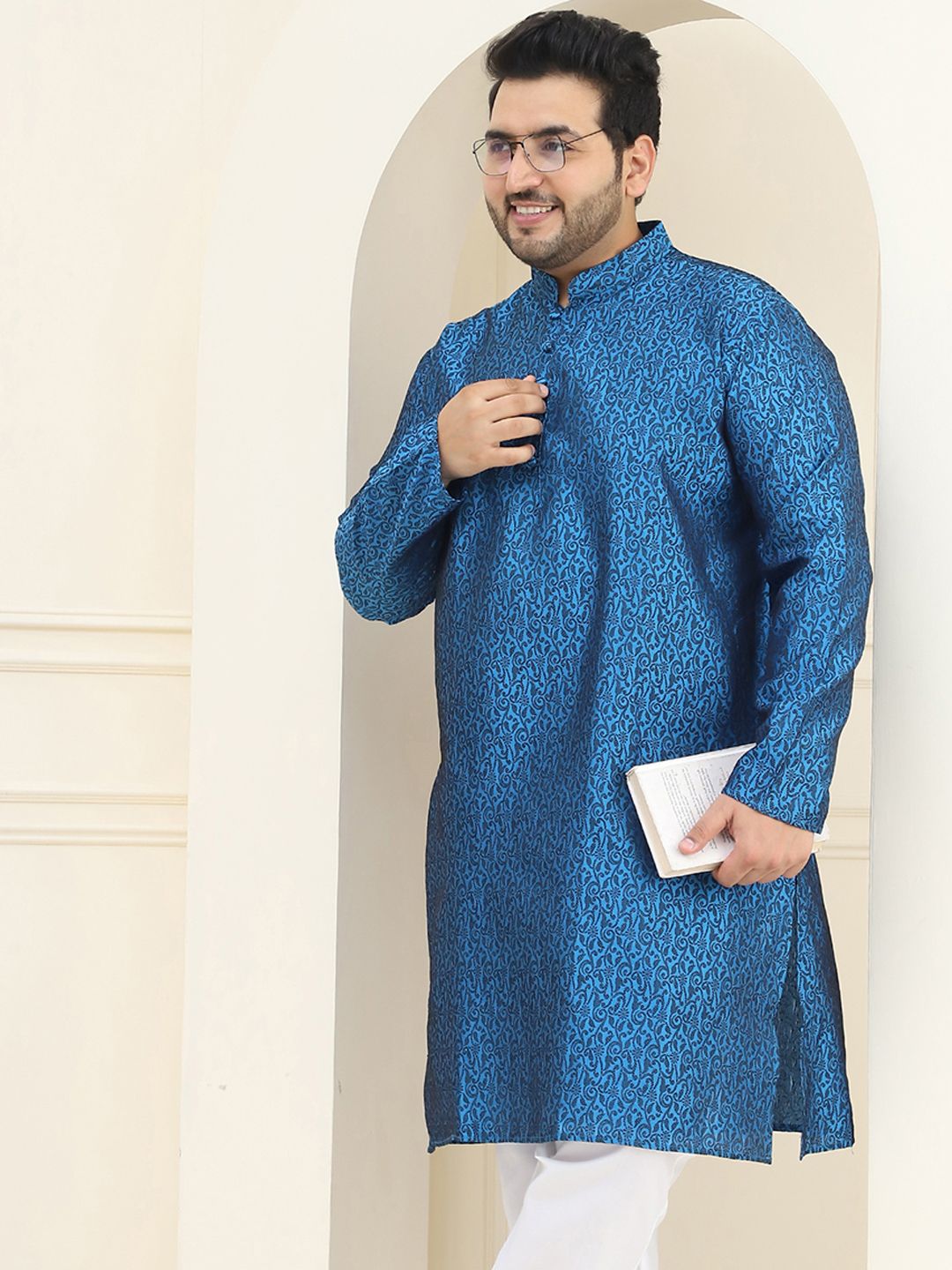 SOJANYA PLUS Men Plus Size Blue Woven Design Jacquard Straight Kurta