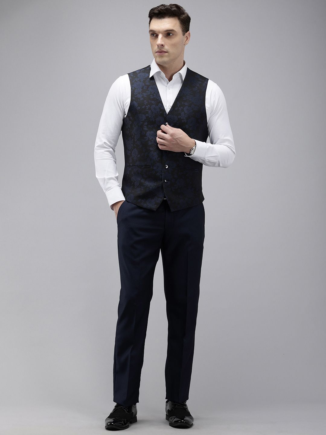 Park Avenue Shawl Collar Single Breasted 3-Piece Party Wear Suit
