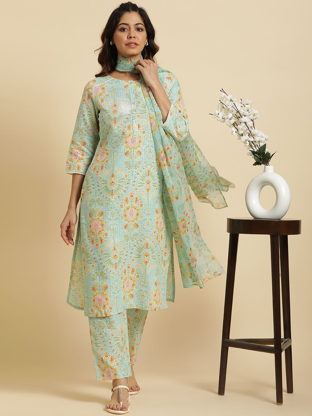 W Floral Printed Regular Pure Cotton Kurta With Trousers & Dupatta