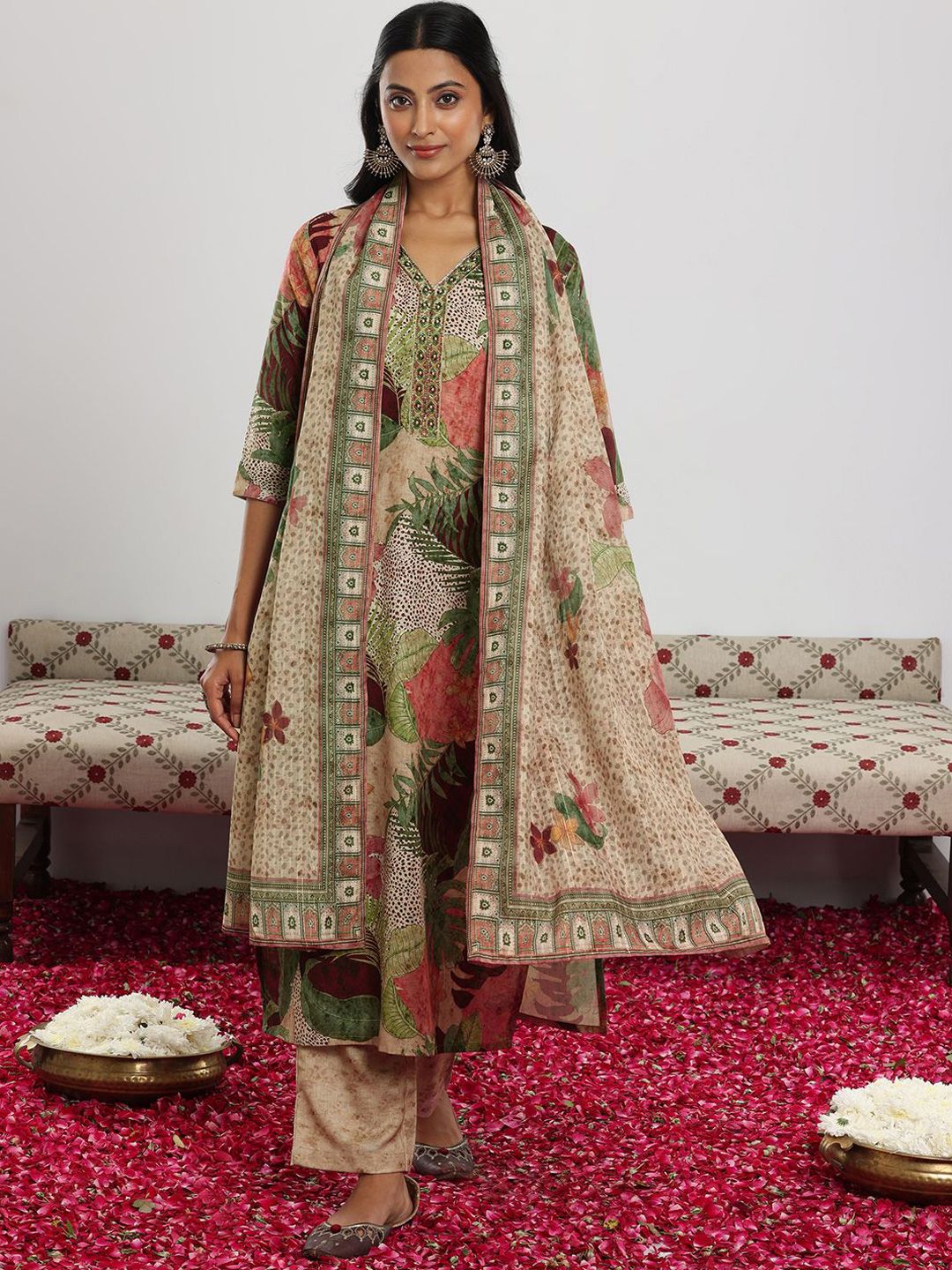 Libas Grren and Pink Floral Printed Beads and Stones Linen Kurta with Trouser & Dupatta