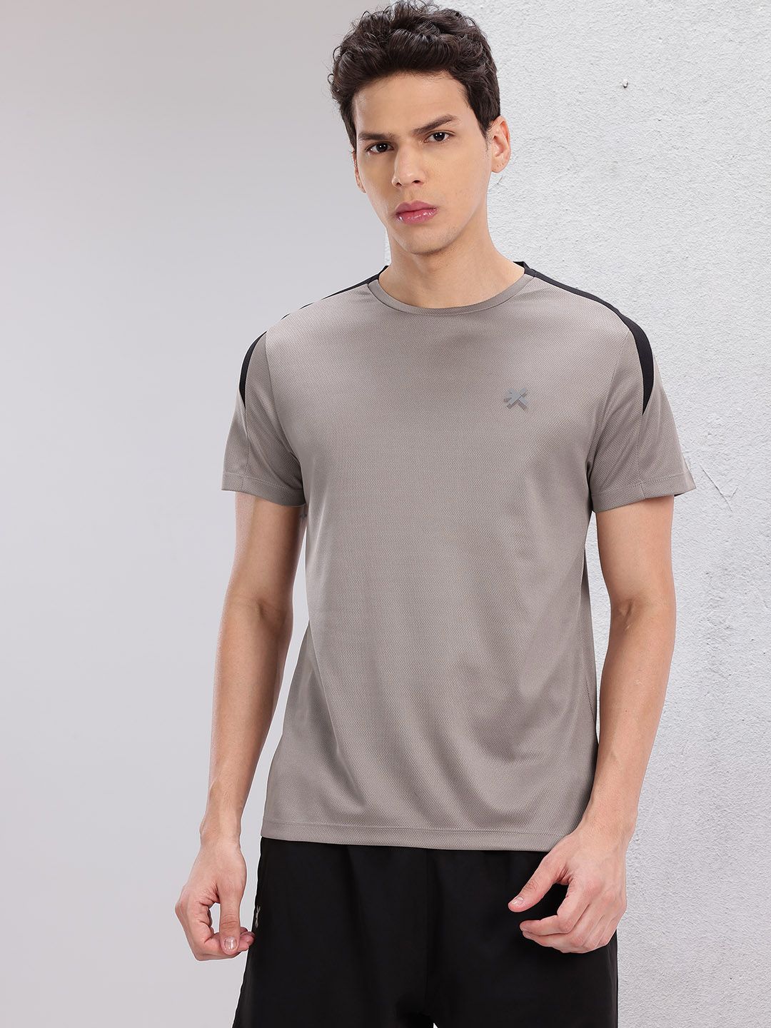 HRX by Hrithik Roshan Colourblocked Detail Rapid-Dry Running T-shirt