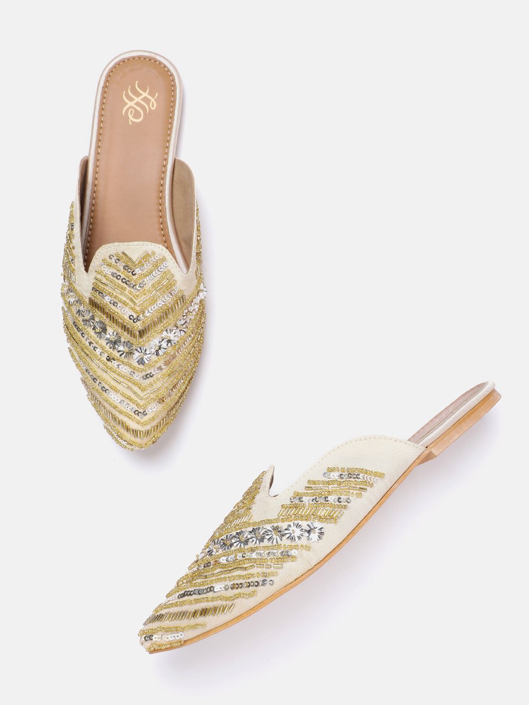 House of Pataudi Women Beads Embellished Ethnic Mules