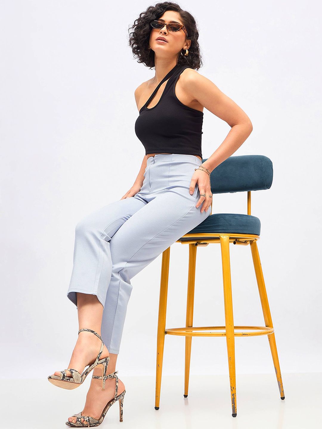 SASSAFRAS Women Blue Straight Fit High-Rise Trousers