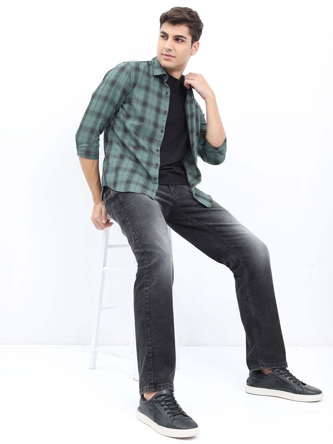 HIGHLANDER Men Slim Fit Checked Casual Shirt