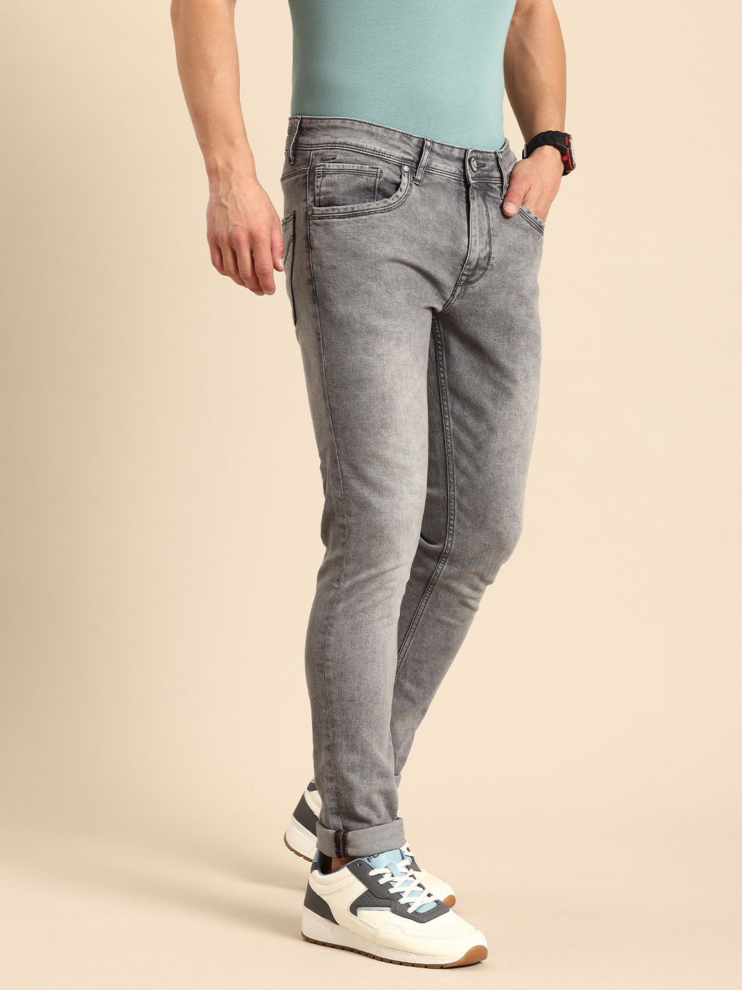Being Human Men Skinny Fit Light Fade Stretchable Jeans