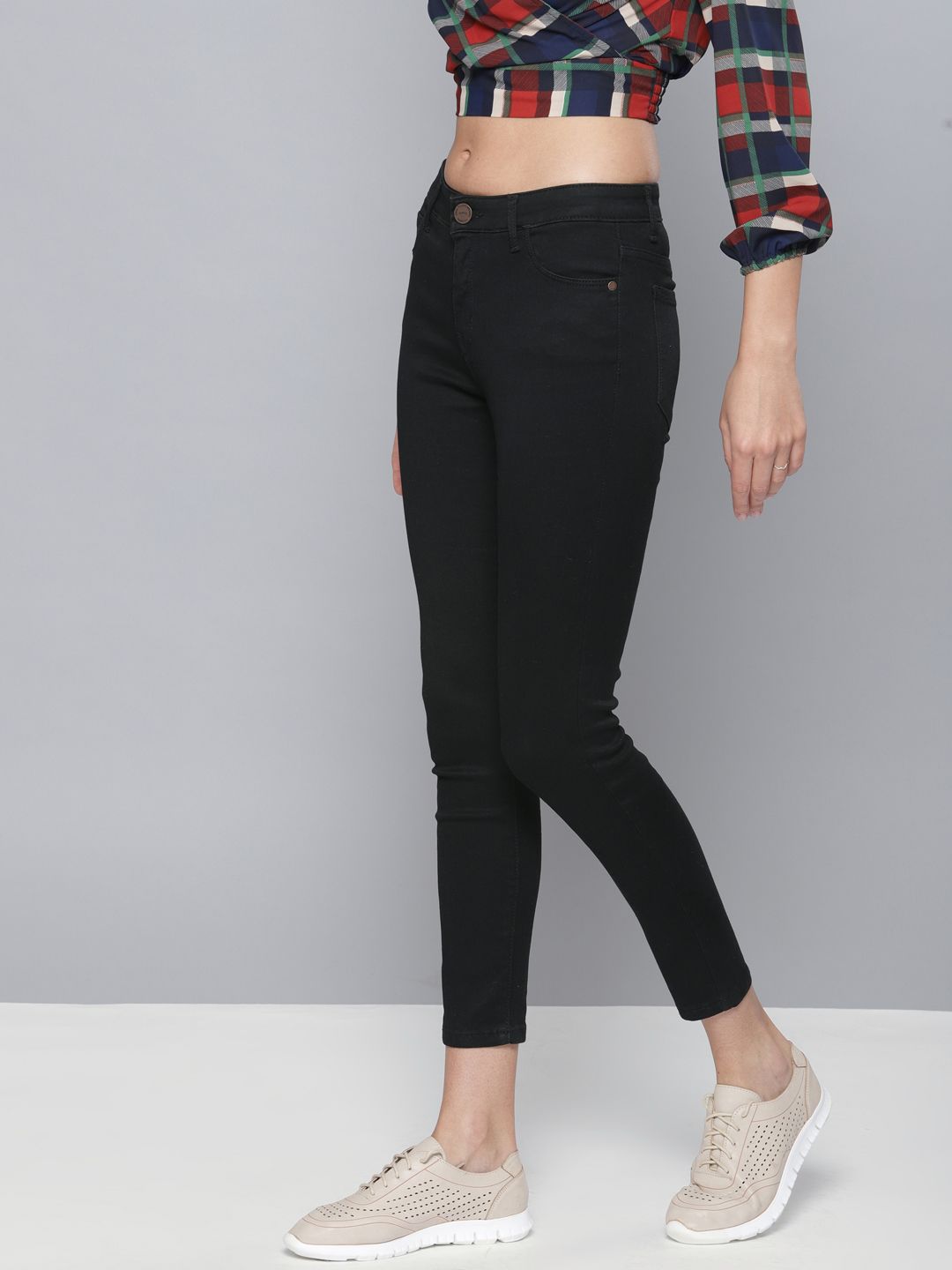 Basics By Tokyo Talkies Women Black Super Skinny Fit Mid-Rise Ankle Length Stretchable Jeans