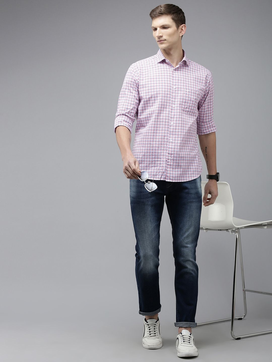 Park Avenue Pure Cotton Slim Fit Checked Casual Shirt