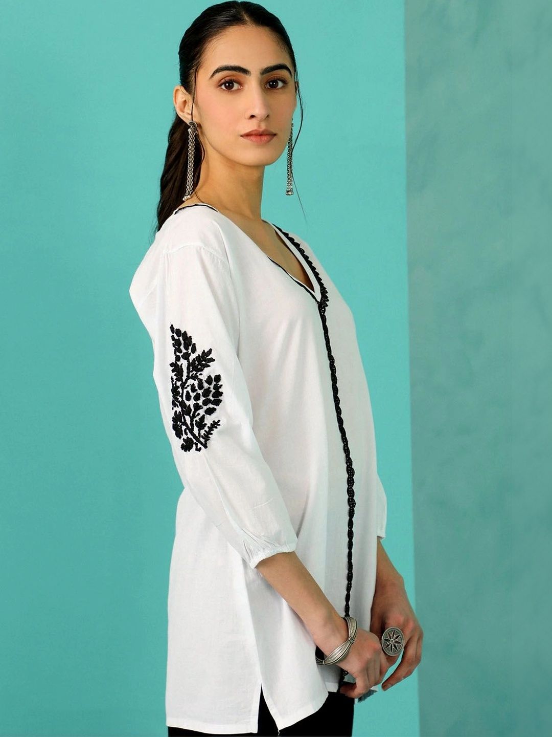 Rumah Wanita Chikankari Motif Etnik Sulam Benang Kerja Kurta