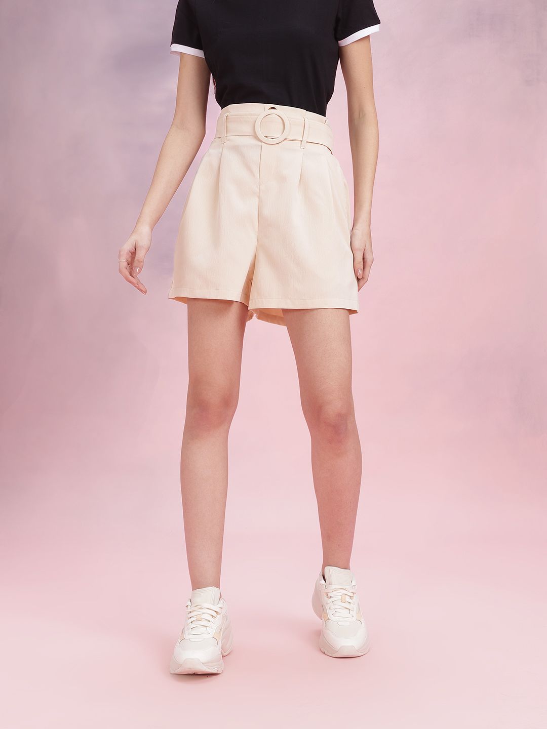 DressBerry Women Pleated Belted Shorts