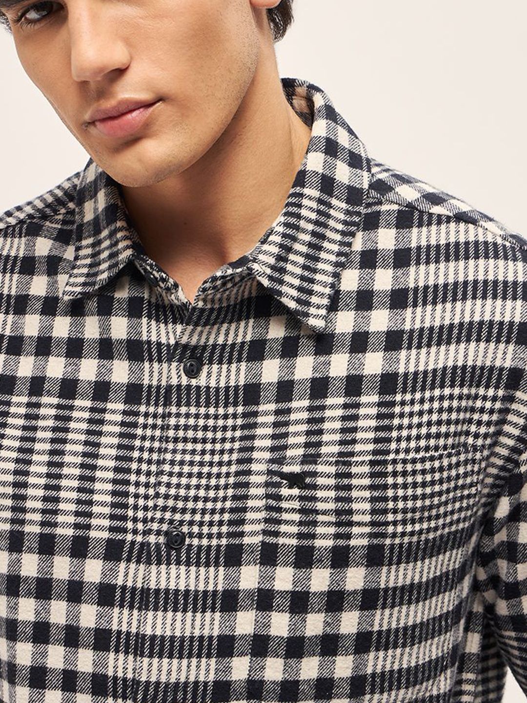 THE BEAR HOUSE Men Spread Collar Tartan Checked Cotton Relaxed Fit Casual Shirt