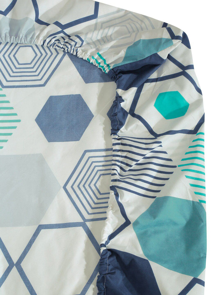 KLOTTHE White & Blue Geometric Printed 300 TC Fitted King Bedsheet With 2 Pillow Covers