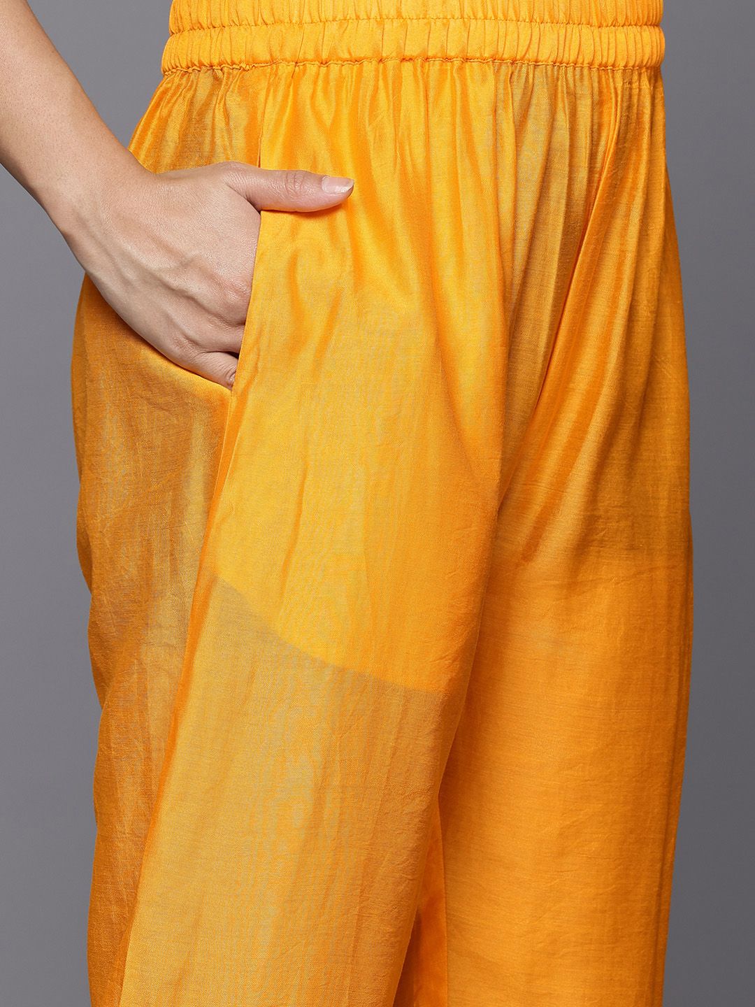 Varanga Printed Thread Work Sequinned Kurta With Trousers & Dupatta