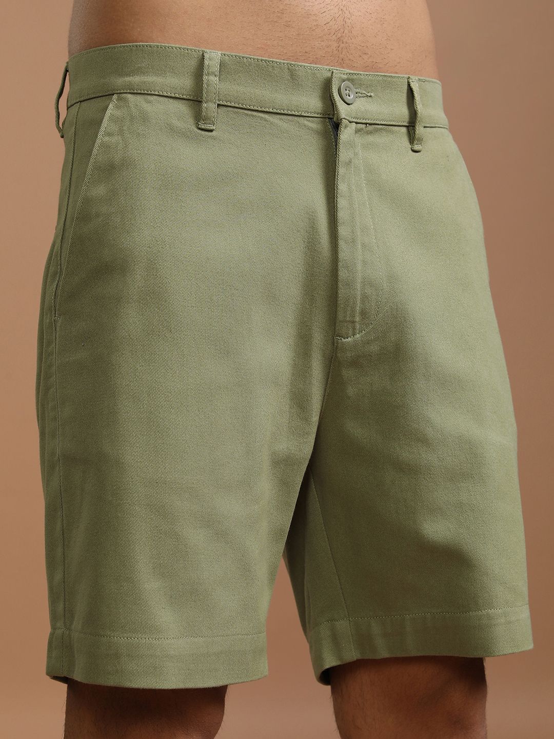 HIGHLANDER Men Cotton Mid-Rise Chino Shorts