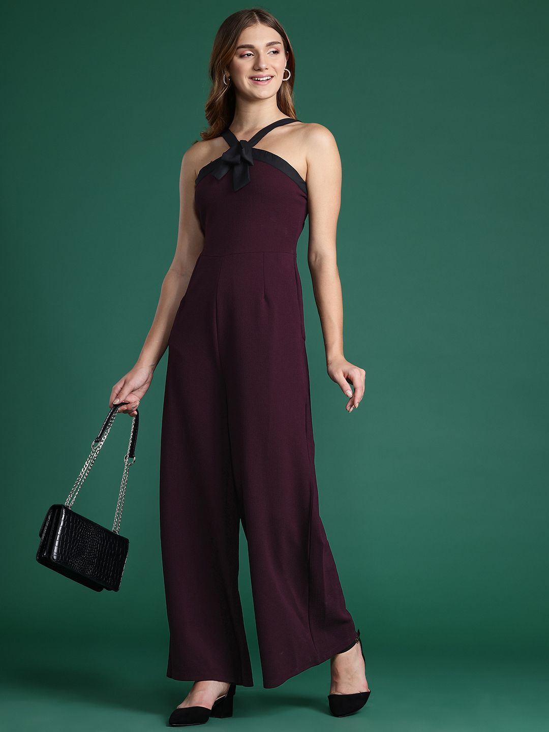 DressBerry Halter Neck Basic Jumpsuit