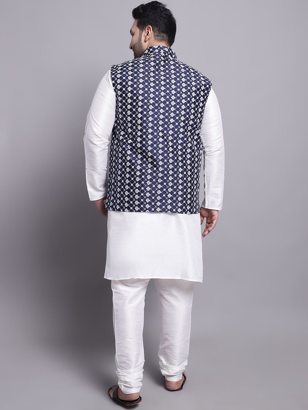 SOJANYA PLUS Regular Dupion Silk Kurta with Pyjamas